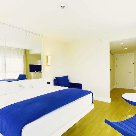 באטומי Orbi Twin Towers Aparthotel With Sea View מראה חיצוני תמונה