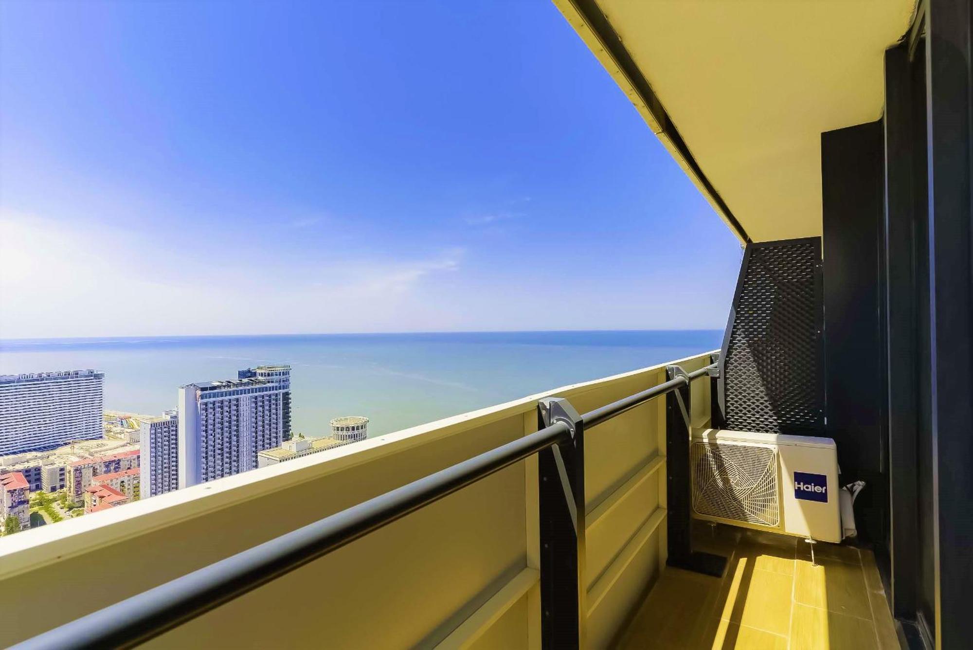 באטומי Orbi Twin Towers Aparthotel With Sea View מראה חיצוני תמונה
